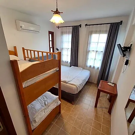 Hotel Sabah 2*