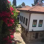 Hotel Sabah 2*