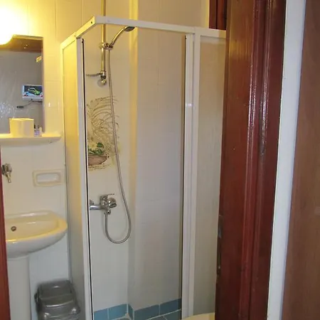 Sabah Hotel 2*