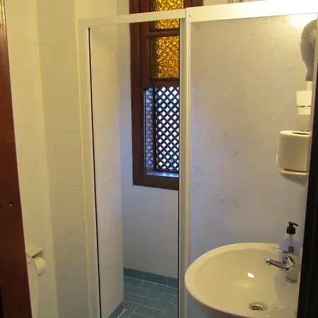 Otel Sabah 2*